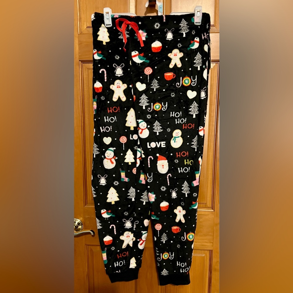 Secret Treasures Festive Pajama Pants